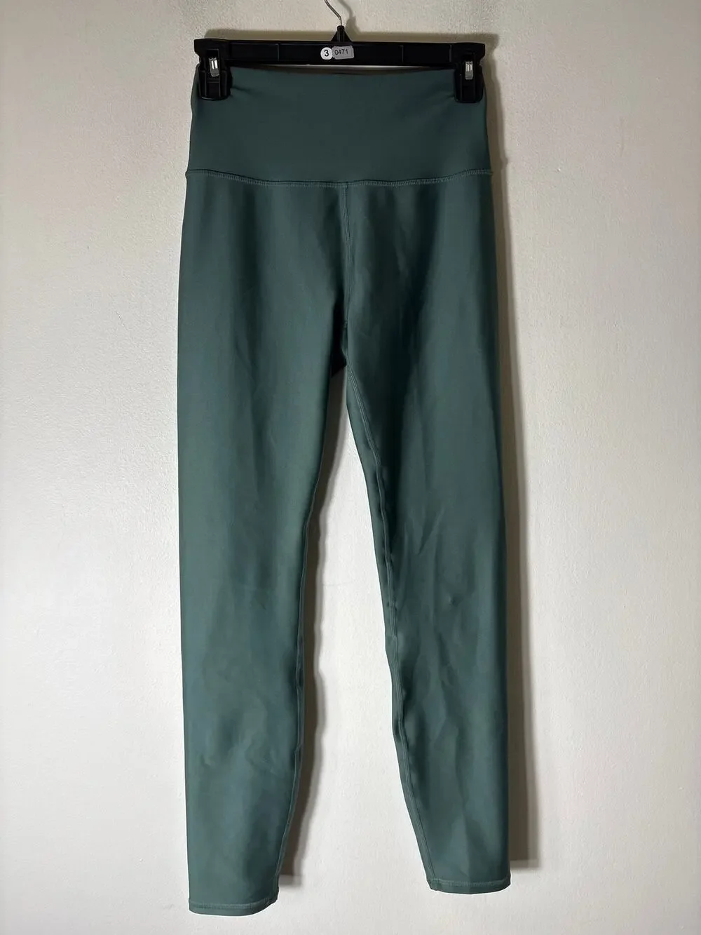 Alo Shiny Green Leggings Sz M